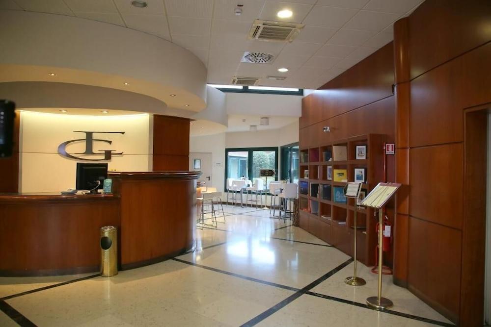 Phi Hotel Emilia Ozzano dell'Emilia Exterior photo