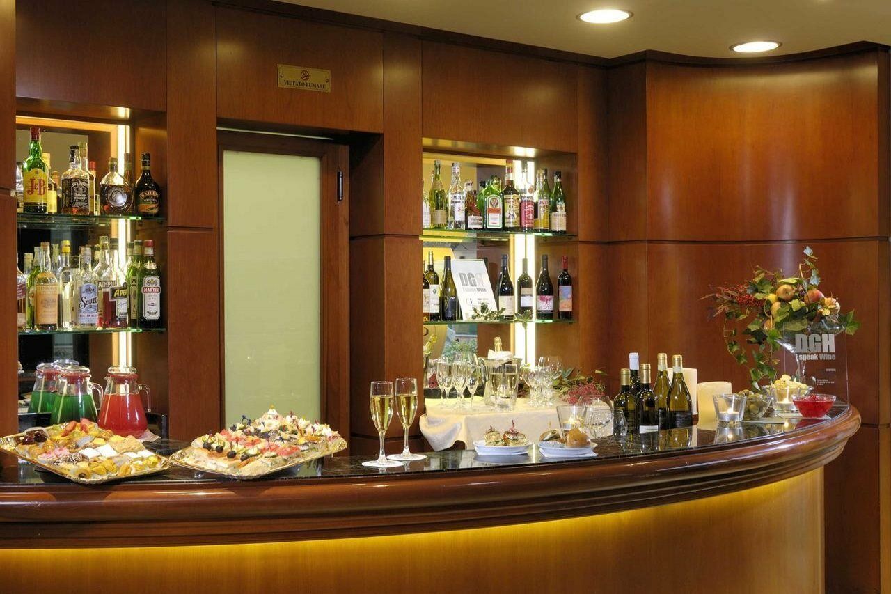 Phi Hotel Emilia Ozzano dell'Emilia Restaurant photo